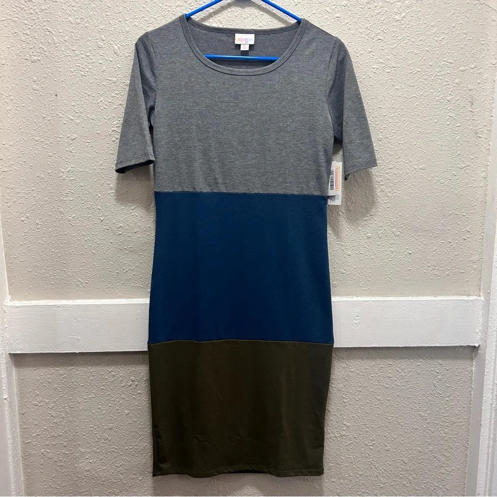 2 for 30✨LuLaRoe Julia Tri-Color Dress XS